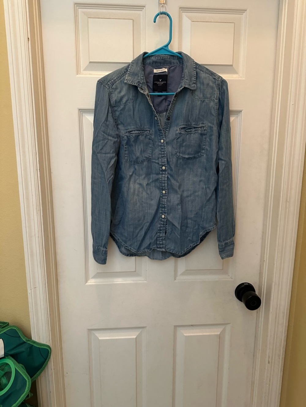 American EagleLight Wash Denim Button-Up Shirt
